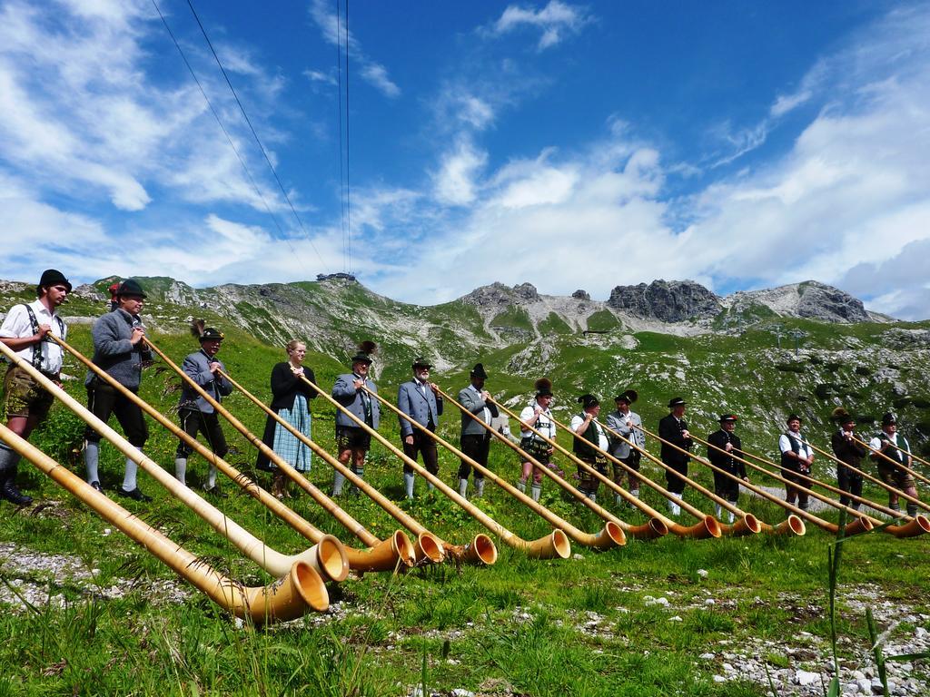 Alpenflair Ferienwohnungen Haus Doris Oberstdorf Exterior foto